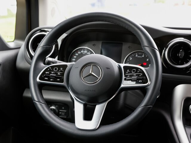 MERCEDES-BENZ T 180 Progressive,AHK,LED,Navi,Kamera,Tempomat - ميكروباص: صورة 5 MERCEDES-BENZ T 180 Progressive,AHK,LED,Navi,Kamera,Tempomat - ميكروباص: صورة 5