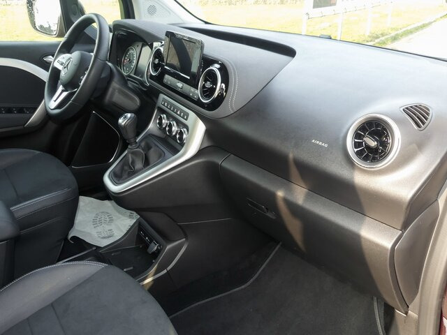 MERCEDES-BENZ T 180 Progressive,MBUX,LED,Navi,Kamera,Tempomat - ميكروباص: صورة 2 MERCEDES-BENZ T 180 Progressive,MBUX,LED,Navi,Kamera,Tempomat - ميكروباص: صورة 2