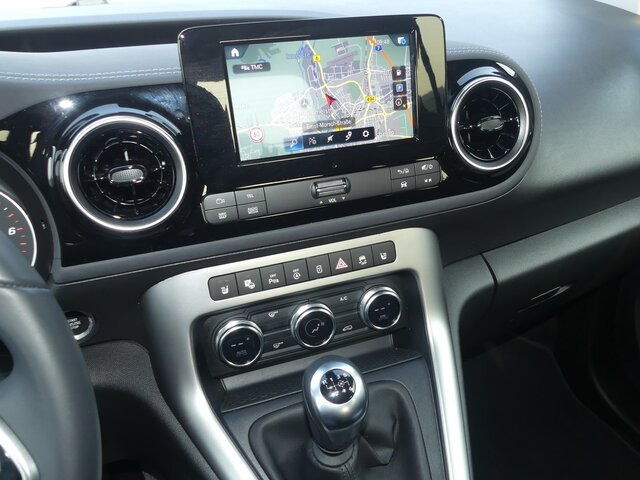 MERCEDES-BENZ T 180 Progressive,MBUX,LED,Navi,Kamera,Tempomat - ميكروباص: صورة 5 MERCEDES-BENZ T 180 Progressive,MBUX,LED,Navi,Kamera,Tempomat - ميكروباص: صورة 5