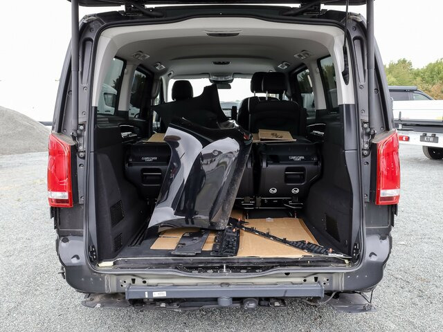 MERCEDES-BENZ V 300 Avantgarde Extralang,2xSchiebetür el.,AHK... - حافلة صغيرة, ميكروباص: صورة 2 MERCEDES-BENZ V 300 Avantgarde Extralang,2xSchiebetür el.,AHK... - حافلة صغيرة, ميكروباص: صورة 2