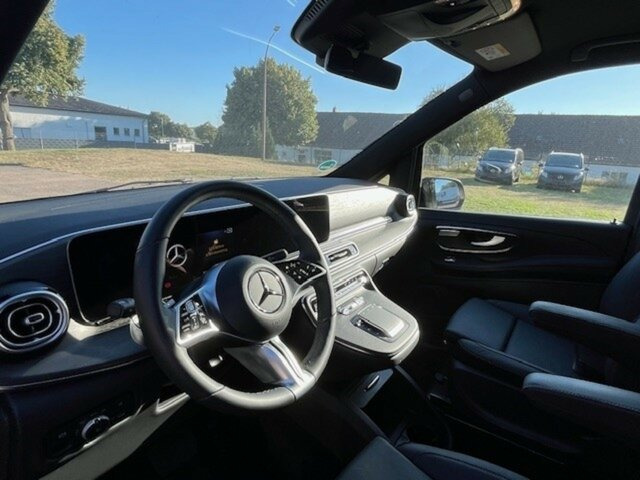 MERCEDES-BENZ V 300 Avantgarde Extralang,2xSchiebetür elektr.... - حافلة صغيرة, ميكروباص: صورة 4 MERCEDES-BENZ V 300 Avantgarde Extralang,2xSchiebetür elektr.... - حافلة صغيرة, ميكروباص: صورة 4