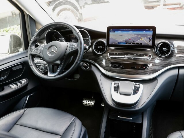 MERCEDES-BENZ V 300 Edition Extralang,2xSchiebetür el.,8Sitzer... - ميكروباص: صورة 4 MERCEDES-BENZ V 300 Edition Extralang,2xSchiebetür el.,8Sitzer... - ميكروباص: صورة 4