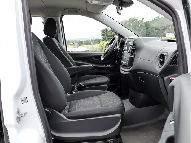 MERCEDES-BENZ Vito 114 TourerPro,Extralang,AMF Rollstuhlrampe - حافلة صغيرة, ميكروباص: صورة 3 MERCEDES-BENZ Vito 114 TourerPro,Extralang,AMF Rollstuhlrampe - حافلة صغيرة, ميكروباص: صورة 3