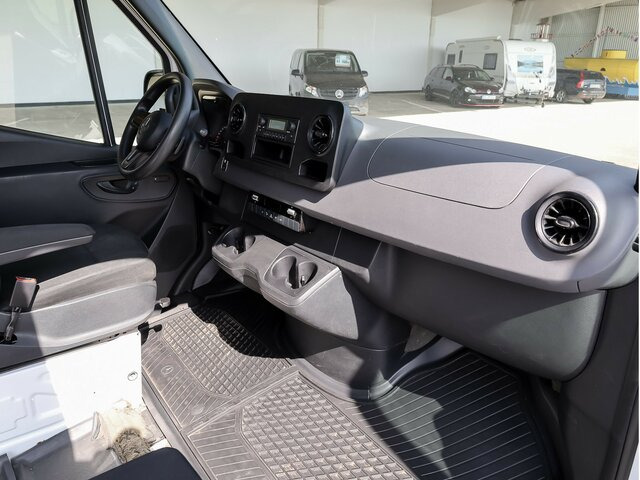 MERCEDES-BENZ eSprinter 312 Kasten FWD,3.924mm Radstand - فان, فان كهربائية: صورة 5 MERCEDES-BENZ eSprinter 312 Kasten FWD,3.924mm Radstand - فان, فان كهربائية: صورة 5