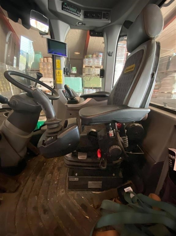 New Holland W170D lang arm - اللودر بعجل: صورة 5 New Holland W170D lang arm - اللودر بعجل: صورة 5