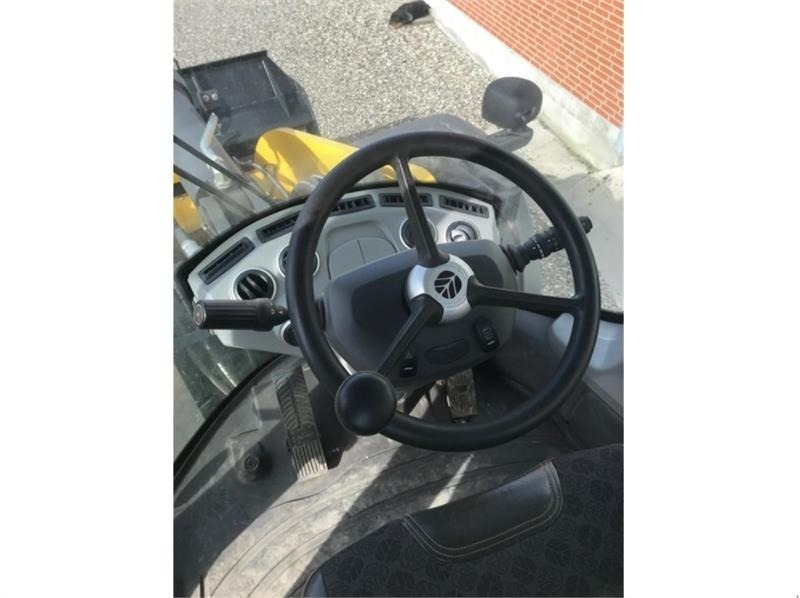 New Holland W190D - اللودر بعجل: صورة 5 New Holland W190D - اللودر بعجل: صورة 5