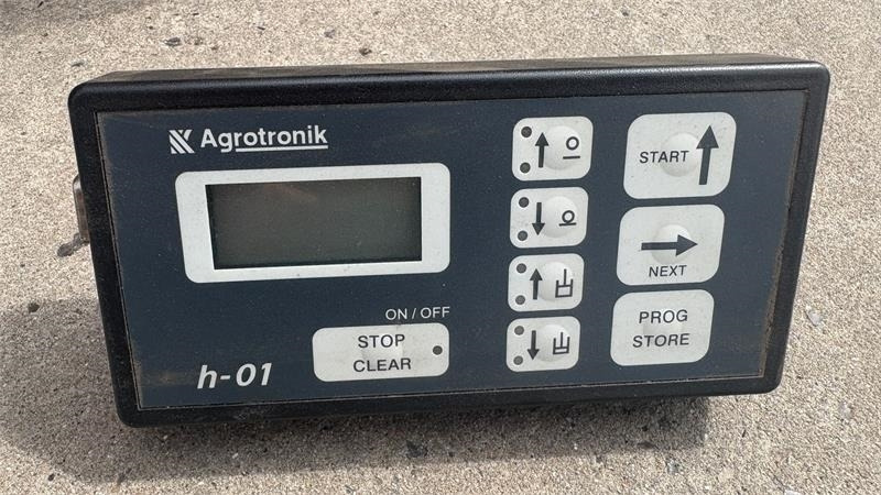 Pomi miniwrap 60 Mini wrap 60 - آلة تغليف بالة التبن: صورة 4 Pomi miniwrap 60 Mini wrap 60 - آلة تغليف بالة التبن: صورة 4