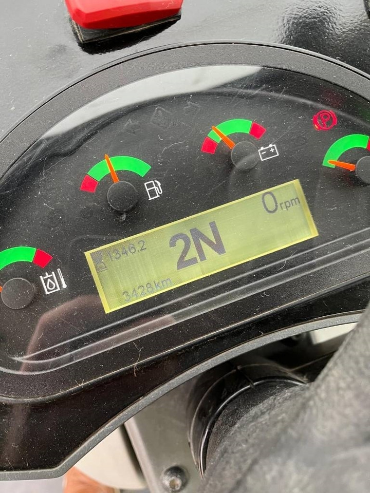 CAT 908 M, bis 35 km/h, Allrad, hydr. Schnellwechsler - اللودر بعجل: صورة 5 CAT 908 M, bis 35 km/h, Allrad, hydr. Schnellwechsler - اللودر بعجل: صورة 5