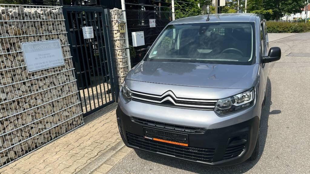 شاحنة مغلقة الصندوق Citroën Berlingo 1.5 Blue HDI, Kasten, 8 Reifen, Klima: صورة 11