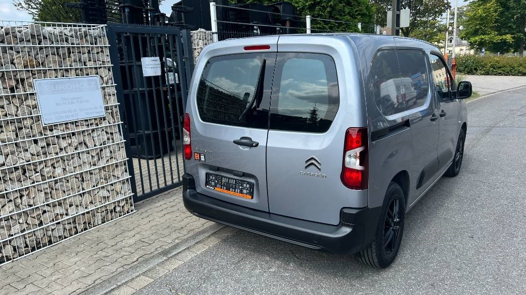 شاحنة مغلقة الصندوق Citroën Berlingo 1.5 Blue HDI, Kasten, 8 Reifen, Klima: صورة 26