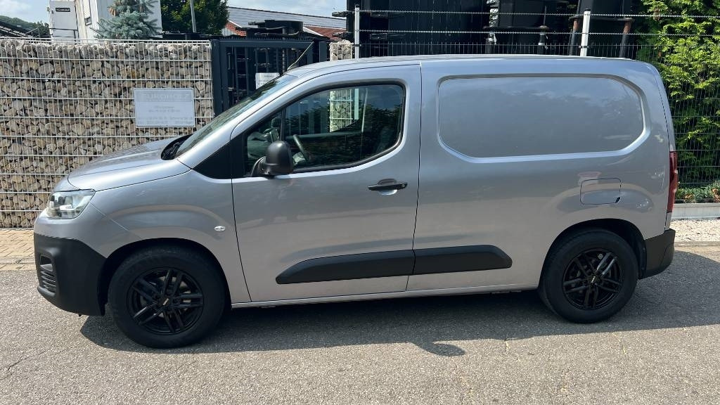 شاحنة مغلقة الصندوق Citroën Berlingo 1.5 Blue HDI, Kasten, 8 Reifen, Klima: صورة 6