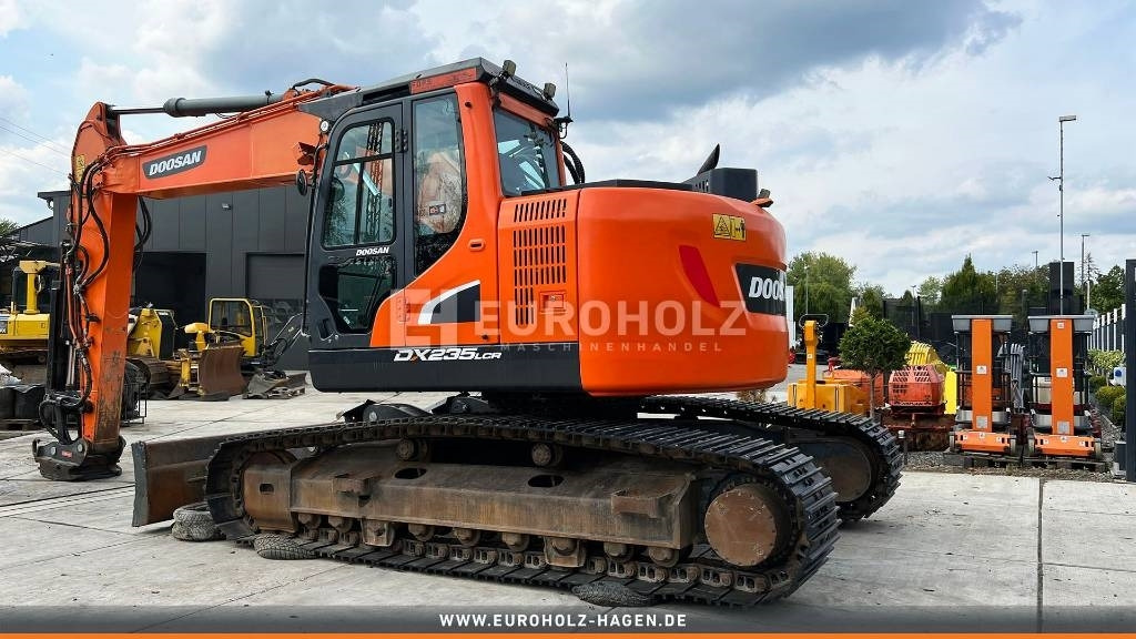 Doosan Kettenbagger DX 235 LCR-5, hyd. SW OilQuick 70-55 - حفار زحاف: صورة 4 Doosan Kettenbagger DX 235 LCR-5, hyd. SW OilQuick 70-55 - حفار زحاف: صورة 4