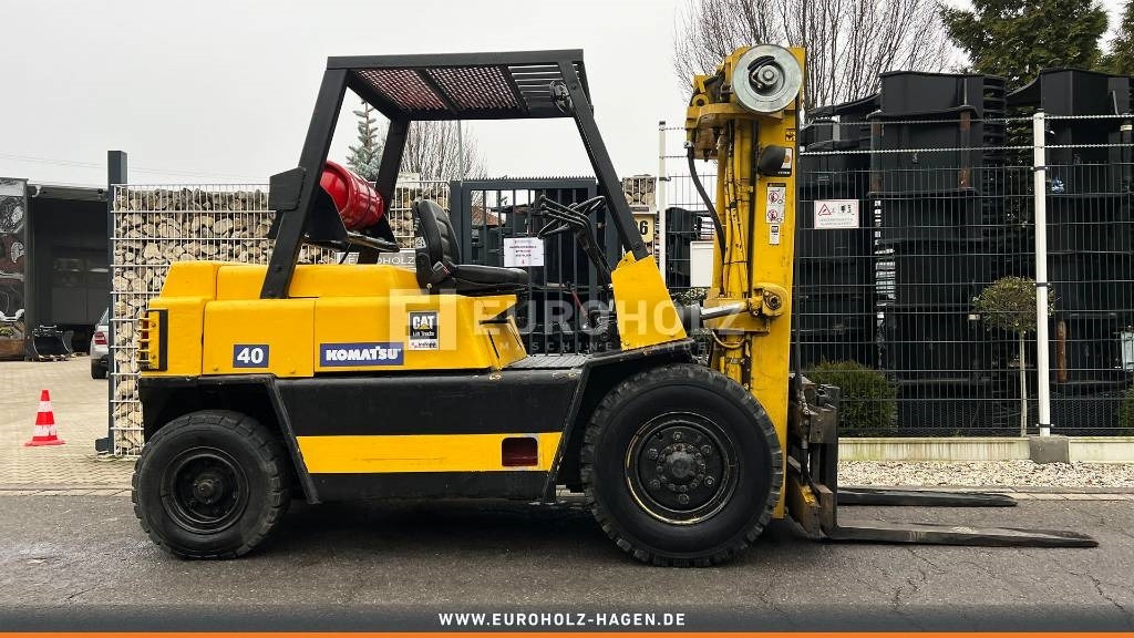Komatsu FG 40, Stapler Triplex Seitenschieber Zusatzhydr. - رافعة شوكية تعمل بالغاز: صورة 3 Komatsu FG 40, Stapler Triplex Seitenschieber Zusatzhydr. - رافعة شوكية تعمل بالغاز: صورة 3