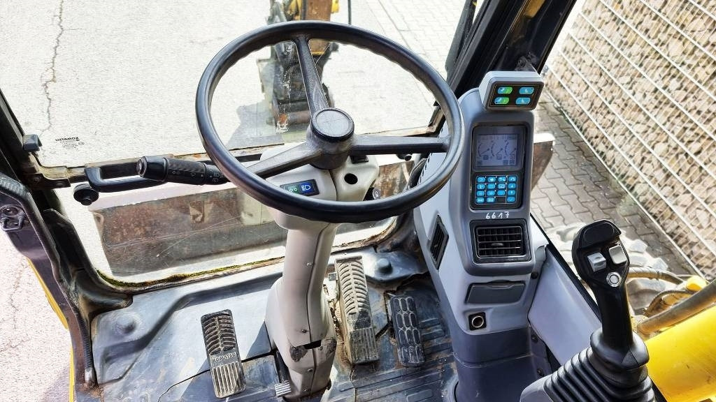 حفارة دولاب Komatsu PW 140 Mobilbagger Powertilt Schnellwechsler MS 10: صورة 12 حفارة دولاب Komatsu PW 140 Mobilbagger Powertilt Schnellwechsler MS 10: صورة 12