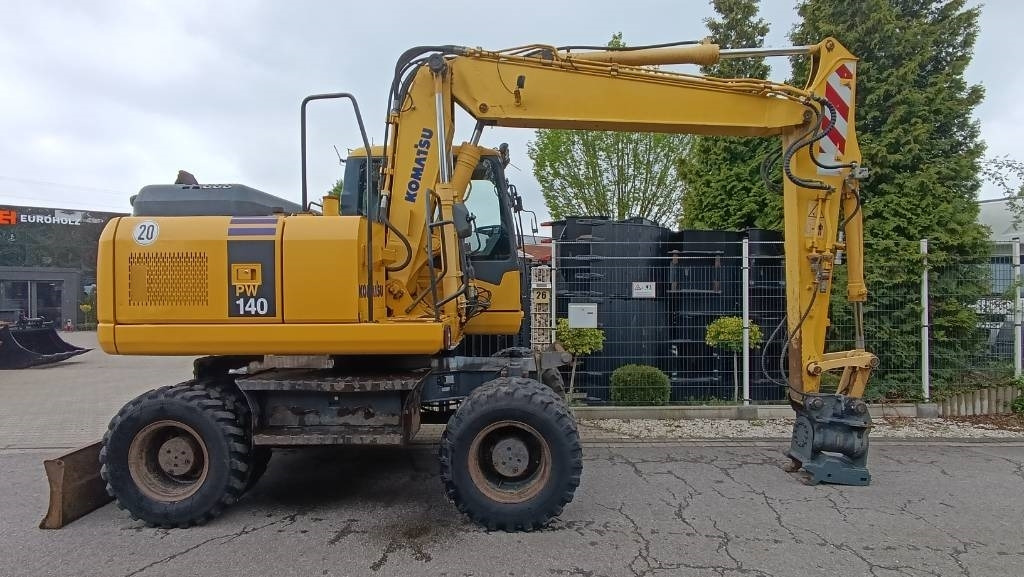 حفارة دولاب Komatsu PW 140 Mobilbagger Powertilt Schnellwechsler MS 10: صورة 28 حفارة دولاب Komatsu PW 140 Mobilbagger Powertilt Schnellwechsler MS 10: صورة 28