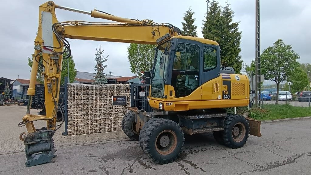 Komatsu PW 140 Mobilbagger Powertilt Schnellwechsler MS 10 - حفارة دولاب: صورة 2 Komatsu PW 140 Mobilbagger Powertilt Schnellwechsler MS 10 - حفارة دولاب: صورة 2