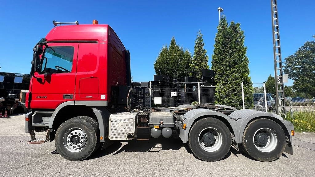 Mercedes-Benz Actros 2648 6x4 1 Hand Kipphydraulik Klima  - وحدة جر: صورة 1 Mercedes-Benz Actros 2648 6x4 1 Hand Kipphydraulik Klima  - وحدة جر: صورة 1