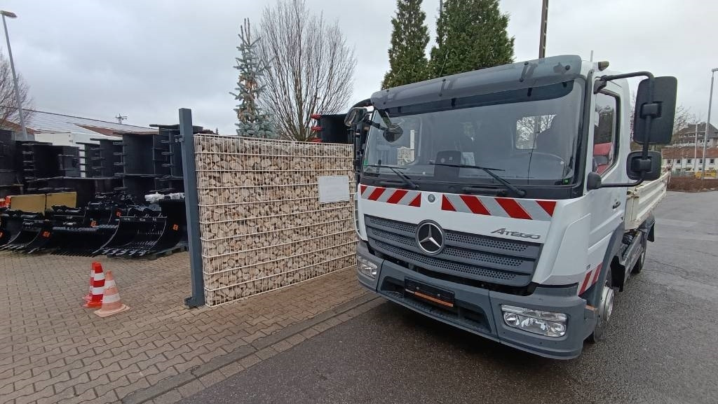 Mercedes-Benz Atego 821, Meiller, 3-Seiten-Kipper, Automatik - شاحنة قلاب: صورة 2 Mercedes-Benz Atego 821, Meiller, 3-Seiten-Kipper, Automatik - شاحنة قلاب: صورة 2
