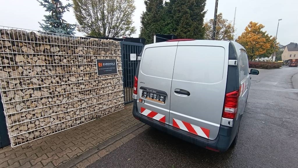 Mercedes-Benz Vito 114 CDI Werkstattschränke, Standheizung, PDC - شاحنة مغلقة الصندوق: صورة 4 Mercedes-Benz Vito 114 CDI Werkstattschränke, Standheizung, PDC - شاحنة مغلقة الصندوق: صورة 4