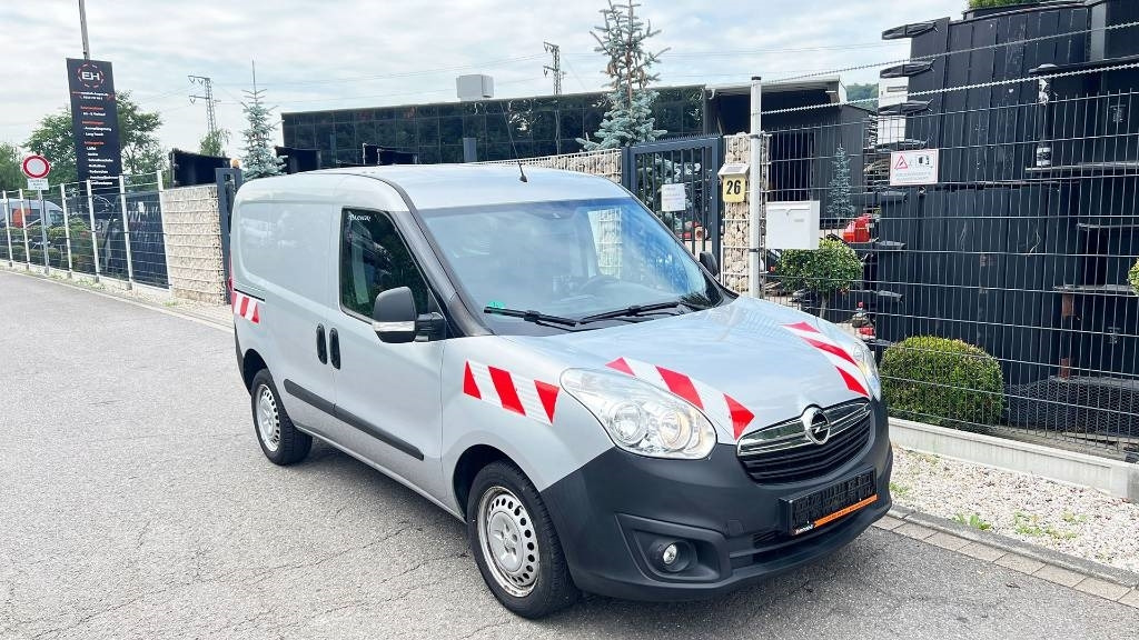 Opel Combo, 1.3 CDTi, Kastenwagen, Klima, PDC - شاحنة مغلقة الصندوق: صورة 4 Opel Combo, 1.3 CDTi, Kastenwagen, Klima, PDC - شاحنة مغلقة الصندوق: صورة 4