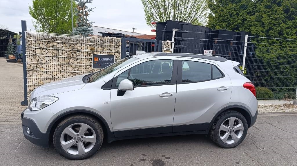 Opel Mokka 1.7 CDTI, Klima, Allrad (4x4), Webasto - سيارة: صورة 2 Opel Mokka 1.7 CDTI, Klima, Allrad (4x4), Webasto - سيارة: صورة 2