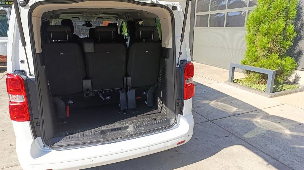 Toyota Proace 2.0 Van, Kleinbus, 7-Sitzer, Turboschaden  Toyota Proace 2.0 Van, Kleinbus, 7-Sitzer, Turboschaden: صورة 21