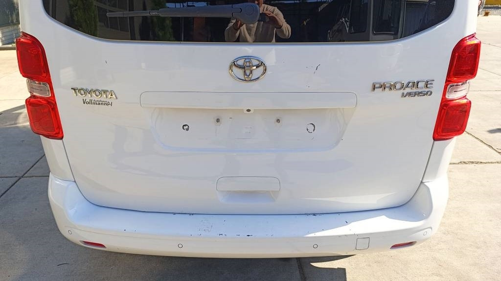 Toyota Proace 2.0 Van, Kleinbus, 7-Sitzer, Turboschaden  Toyota Proace 2.0 Van, Kleinbus, 7-Sitzer, Turboschaden: صورة 15