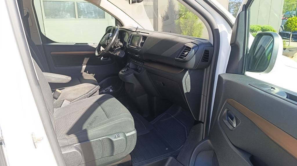 Toyota Proace 2.0 Van, Kleinbus, 7-Sitzer, Turboschaden  Toyota Proace 2.0 Van, Kleinbus, 7-Sitzer, Turboschaden: صورة 10