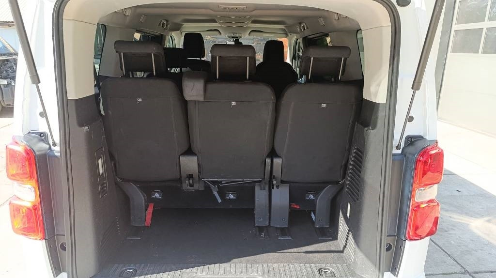 Toyota Proace 2.0 Van, Kleinbus, 7-Sitzer, Turboschaden  Toyota Proace 2.0 Van, Kleinbus, 7-Sitzer, Turboschaden: صورة 20