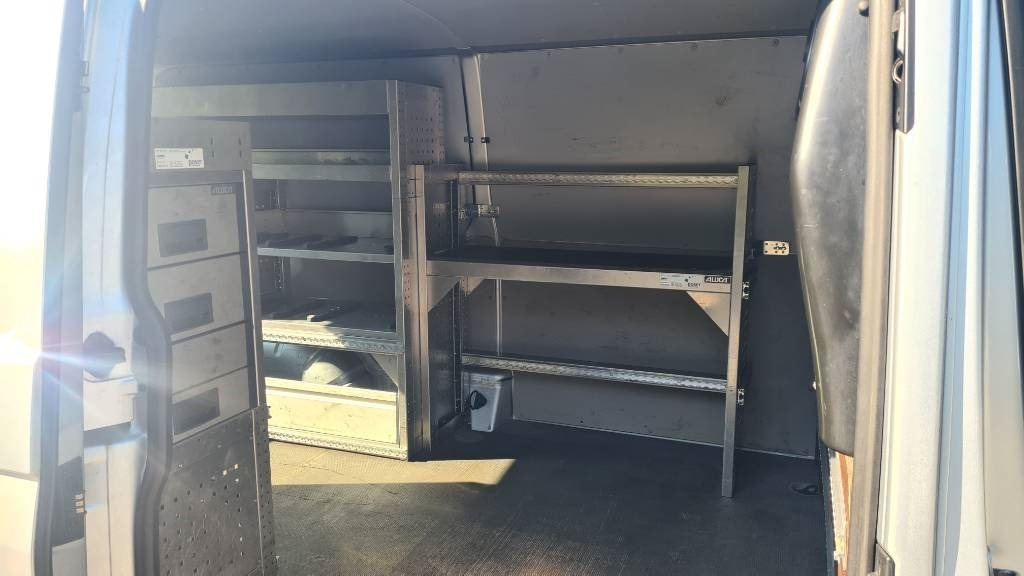 Volkswagen T5 2.0 TDI, Kasten, Werkstattschränke, Klima, AHK  Volkswagen T5 2.0 TDI, Kasten, Werkstattschränke, Klima, AHK: صورة 8