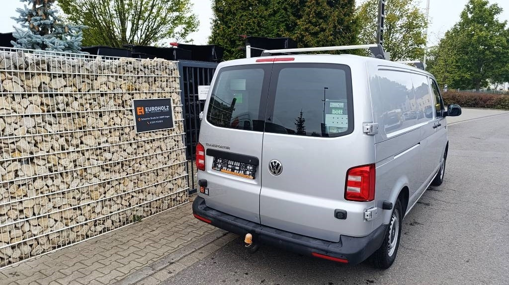 Volkswagen Transporter T6 TDI, Werkstattschränke Standheizung - شاحنة مغلقة الصندوق: صورة 4 Volkswagen Transporter T6 TDI, Werkstattschränke Standheizung - شاحنة مغلقة الصندوق: صورة 4