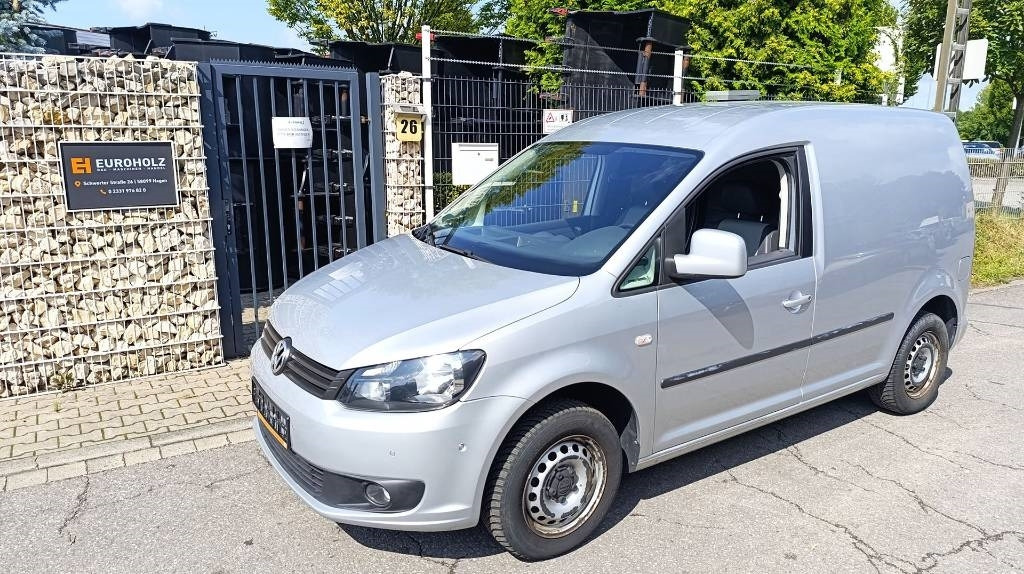 Volkswagen VW Caddy, Transporter, Werkstattschränke, Webasto - شاحنة مغلقة الصندوق: صورة 2 Volkswagen VW Caddy, Transporter, Werkstattschränke, Webasto - شاحنة مغلقة الصندوق: صورة 2