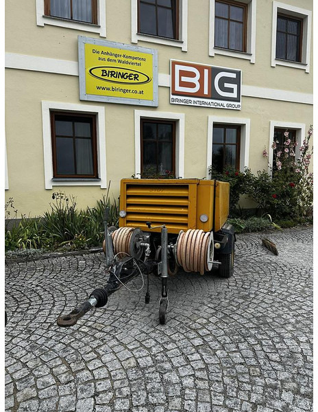 Atlas-Copco XAS 76 Dd - عربة مقطورة: صورة 1 Atlas-Copco XAS 76 Dd - عربة مقطورة: صورة 1