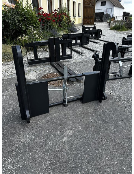 Big Adapter JCB Q-Fit passend zu Euro Aufnahme - ملحق: صورة 1 Big Adapter JCB Q-Fit passend zu Euro Aufnahme - ملحق: صورة 1