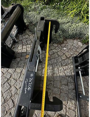 Big Genie / Terex Adapter passend zu Euro Aufnahme - ملحق: صورة 3 Big Genie / Terex Adapter passend zu Euro Aufnahme - ملحق: صورة 3