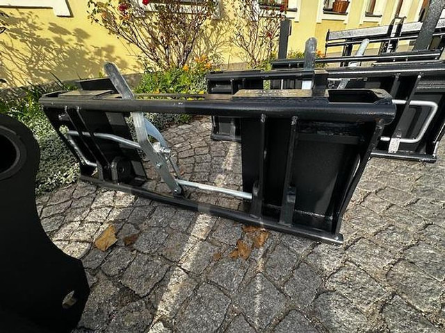 Big Genie / Terex Adapter passend zu Euro Aufnahme - ملحق: صورة 2 Big Genie / Terex Adapter passend zu Euro Aufnahme - ملحق: صورة 2