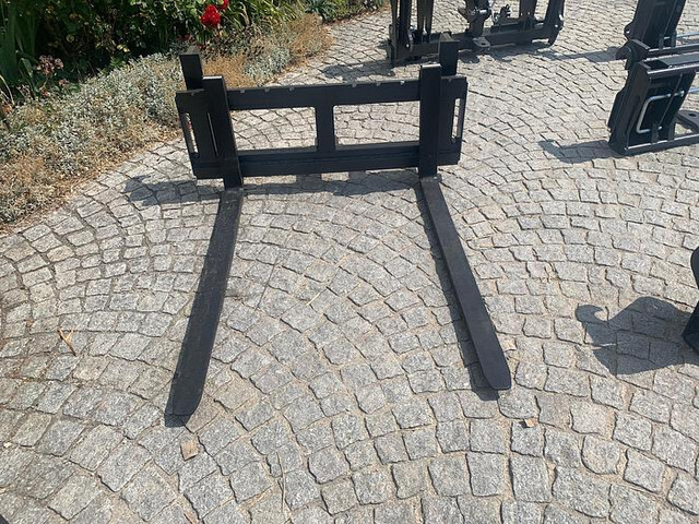 Big Palettengabel 120cm mit Merlo ZM2 2 Tonnen - شوكة - معدات المناولة: صورة 1 Big Palettengabel 120cm mit Merlo ZM2 2 Tonnen - شوكة - معدات المناولة: صورة 1