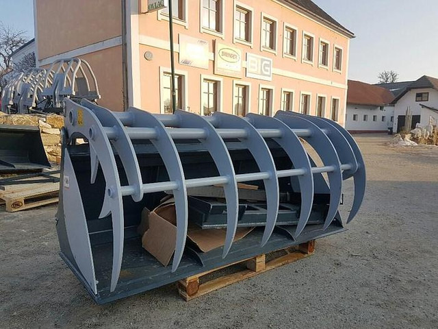 Big Pelikanschaufel 180 cm mit Bobcat Teleskoplader Aufnahme - اللودر بعجل: صورة 3 Big Pelikanschaufel 180 cm mit Bobcat Teleskoplader Aufnahme - اللودر بعجل: صورة 3