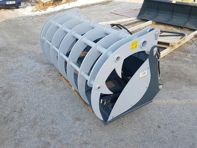 Big Pelikanschaufel 180 cm mit Bobcat Teleskoplader Aufnahme - اللودر بعجل: صورة 2 Big Pelikanschaufel 180 cm mit Bobcat Teleskoplader Aufnahme - اللودر بعجل: صورة 2