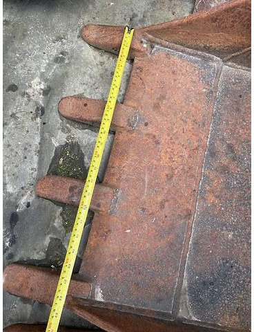 Big Tieflöffel 55 cm Arbeitsbreite und Zähnen - بكت: صورة 4 Big Tieflöffel 55 cm Arbeitsbreite und Zähnen - بكت: صورة 4