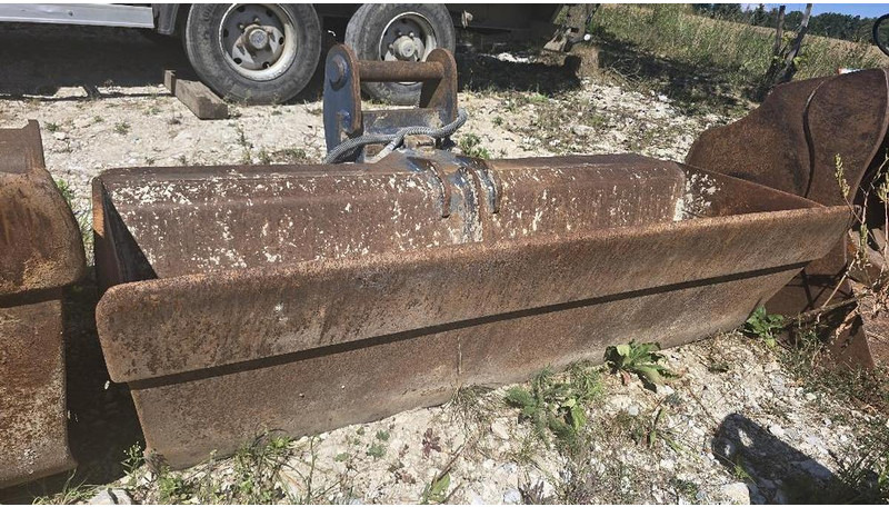 Böschungslöffel 200 cm mit Lehnhoff MS10 Aufnahme - بكت: صورة 2 Böschungslöffel 200 cm mit Lehnhoff MS10 Aufnahme - بكت: صورة 2