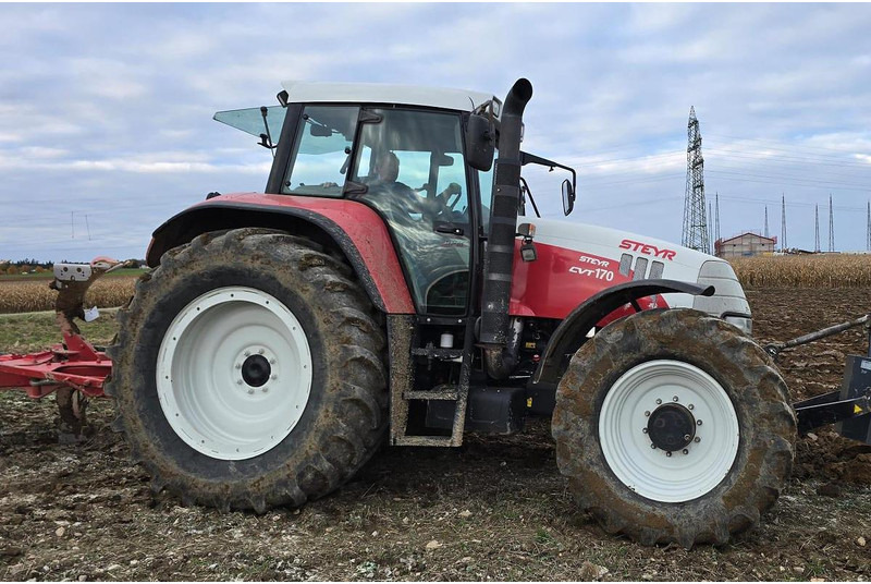 Case IH CVX 170 / CVT 170 Traktor - جرار: صورة 1 Case IH CVX 170 / CVT 170 Traktor - جرار: صورة 1
