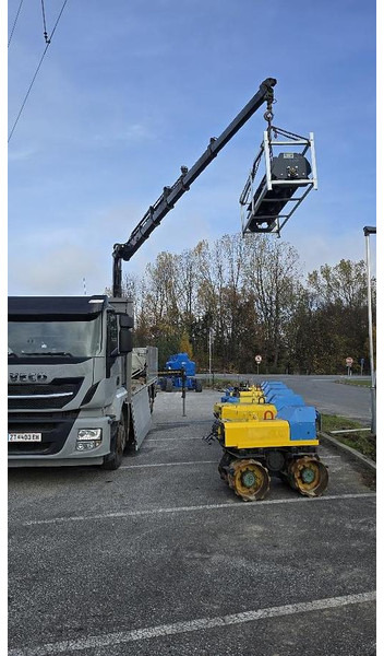 Iveco Stralis 6x2 Baustoffpritsche mit Hiab 228-E5 Kran - شاحنة كرين: صورة 3 Iveco Stralis 6x2 Baustoffpritsche mit Hiab 228-E5 Kran - شاحنة كرين: صورة 3