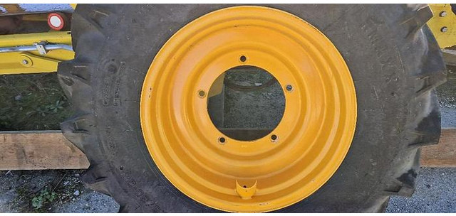 JCB Reifen Starmaxx 15.5/80-24 NEU - قطع غيار: صورة 4 JCB Reifen Starmaxx 15.5/80-24 NEU - قطع غيار: صورة 4