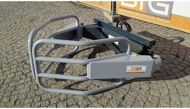 Sonarol Rundballengreifer 180 cm pass. zu Euro Aufnahme - كُلَّاب - الآلات الزراعية: صورة 1 Sonarol Rundballengreifer 180 cm pass. zu Euro Aufnahme - كُلَّاب - الآلات الزراعية: صورة 1