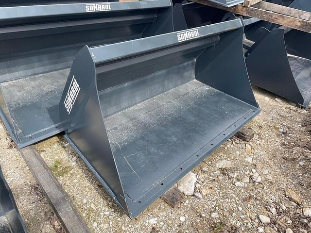 Sonarol Schwergutschaufel 180 cm mit Bobcat 114 cm Aufnahme - بكت: صورة 1 Sonarol Schwergutschaufel 180 cm mit Bobcat 114 cm Aufnahme - بكت: صورة 1