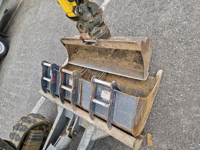حفارة WACKER NEUSON ET24 Hyderaulikbagger: صورة 9