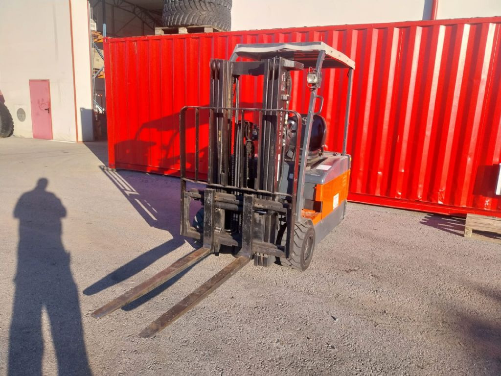 Toyota 7FBEF 20 - رافعة شوكية كهربائية: صورة 5 Toyota 7FBEF 20 - رافعة شوكية كهربائية: صورة 5