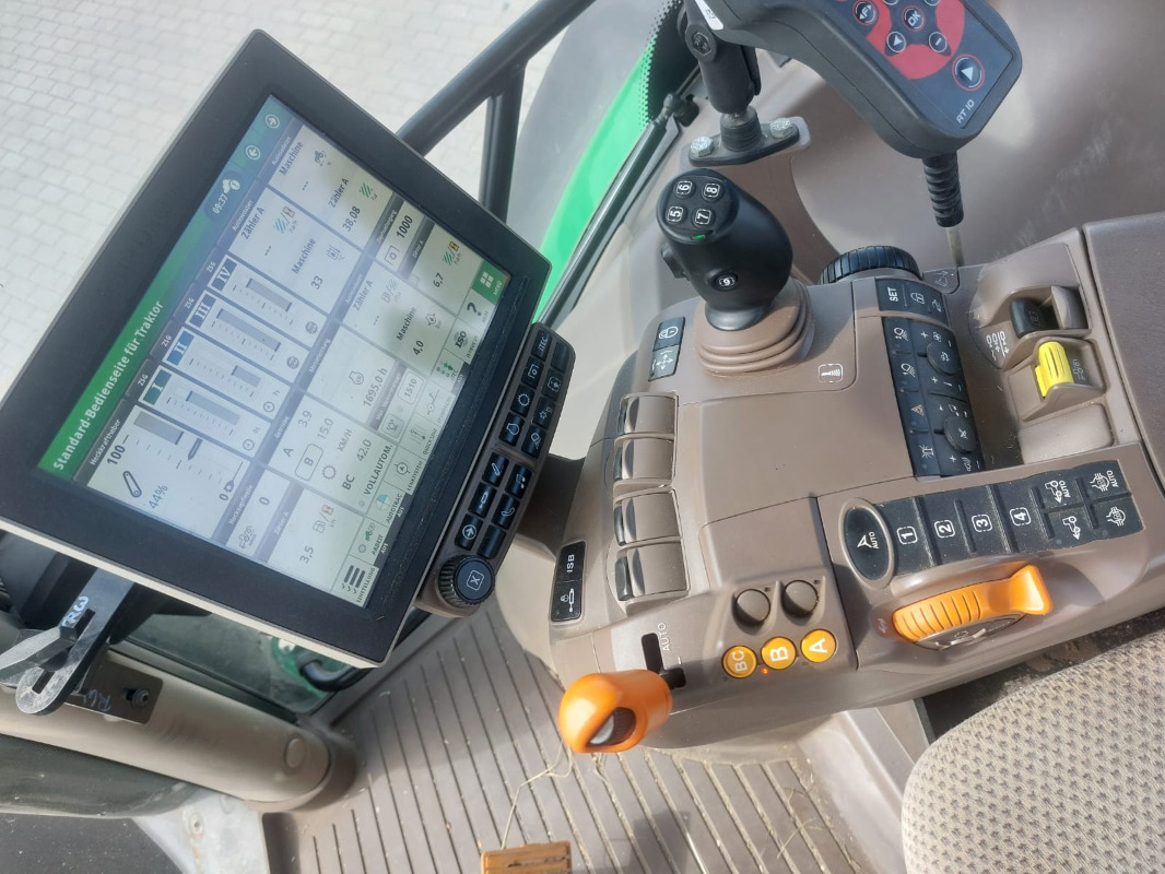 John Deere 6155R - جرار: صورة 5 John Deere 6155R - جرار: صورة 5