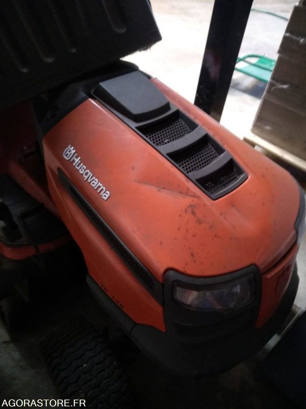 2 tondeuses autoportées - جزازة أعشاب الحدائق: صورة 5 2 tondeuses autoportées - جزازة أعشاب الحدائق: صورة 5